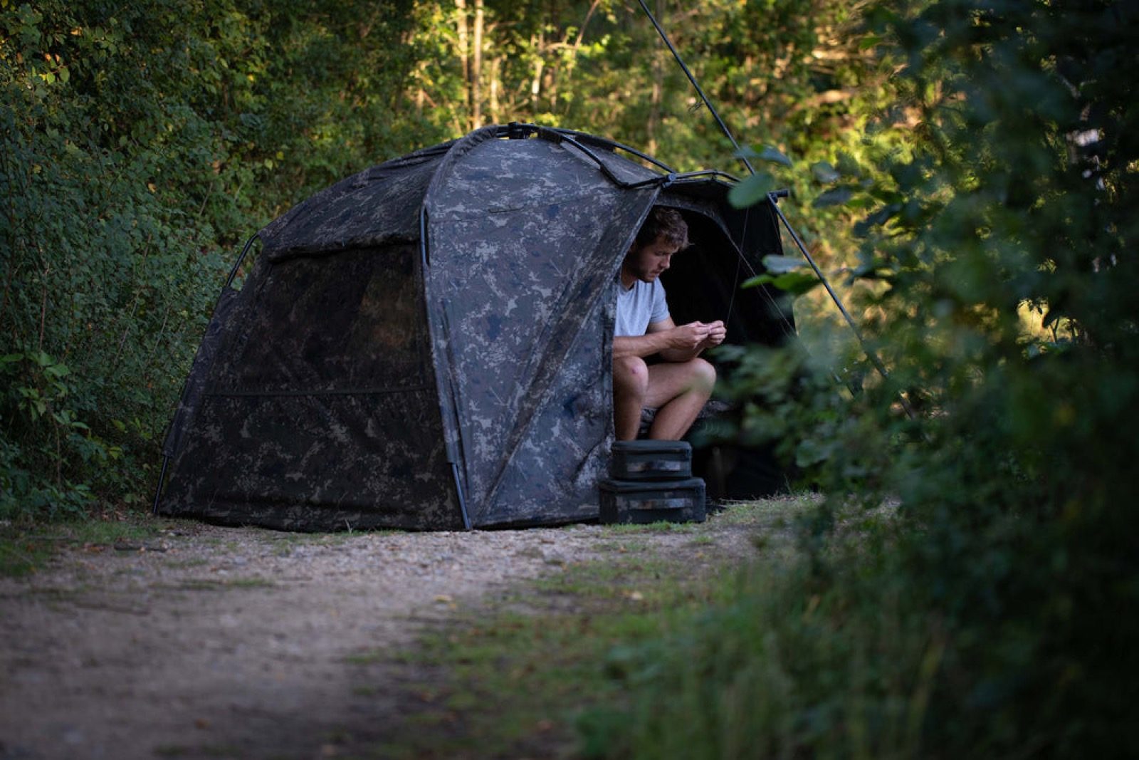 Nash Tackle bivvy setup
